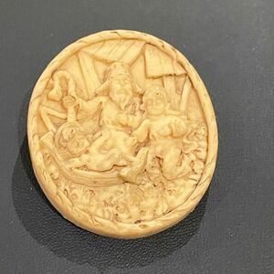 Vintage Christmas Nativity Pin Brooch Holy Family Baby Jesus Mary Joseph Resin